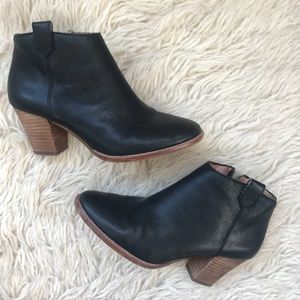 Madewell Billie Booties in Black